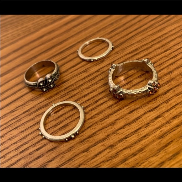 Necklace + Rings bundle - Picture 2 of 6